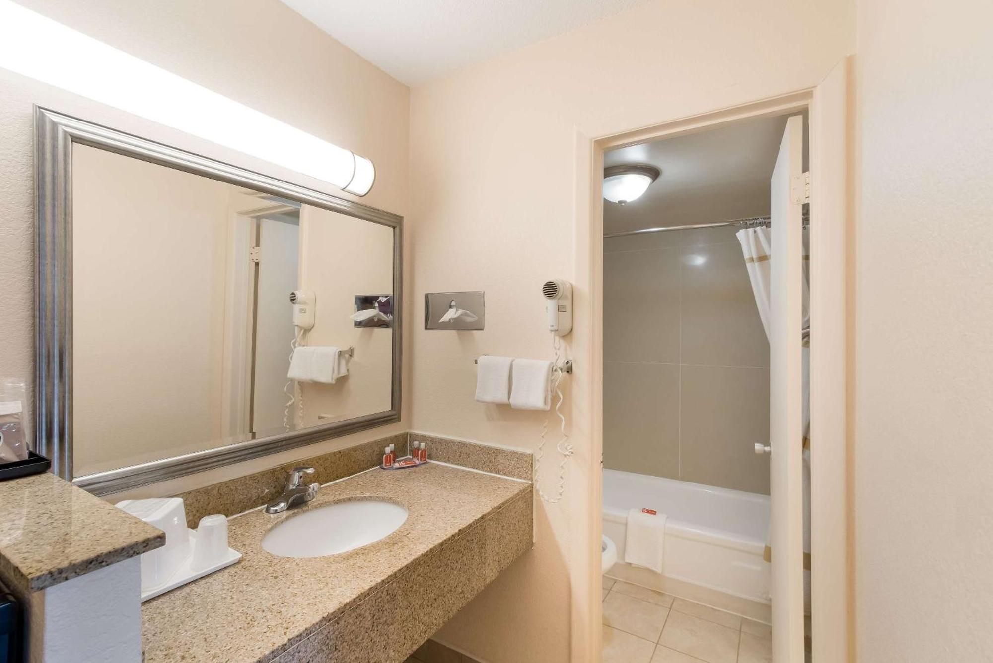 Econo Lodge North וושינגטון מראה חיצוני תמונה