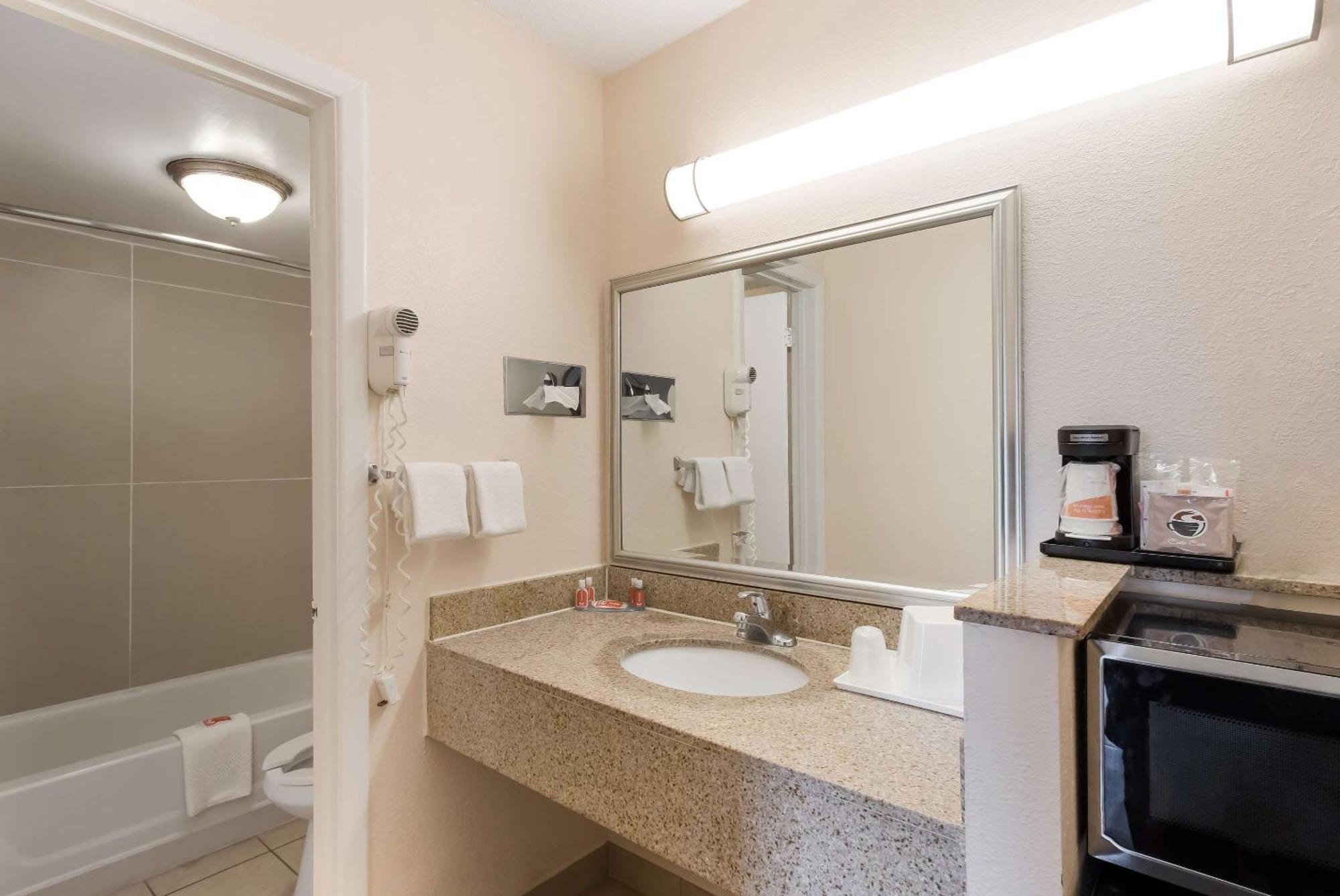 Econo Lodge North וושינגטון מראה חיצוני תמונה